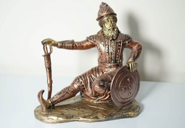 Shree Banda Bahadur Ji Idol Statue Sculpture in Bronze and Brass Color